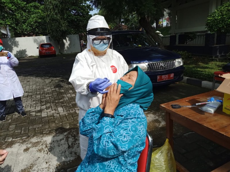 Ikuti Tes Cepat Antigen, “Hidungku Rasanya Masih Ketinggalan…” – PPID