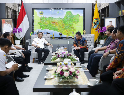 Peringati Waisak, 50 Biksu Ikuti Indonesia Walk for Peace ke Borobudur